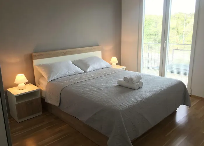 Apartments Granzola