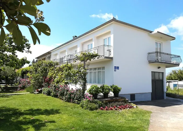 Apartments Granzola